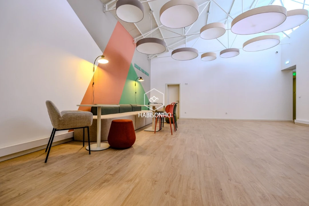 Prédio para Arrendamento em Gondomar (São Cosme), Valbom e Jovim Foto 4