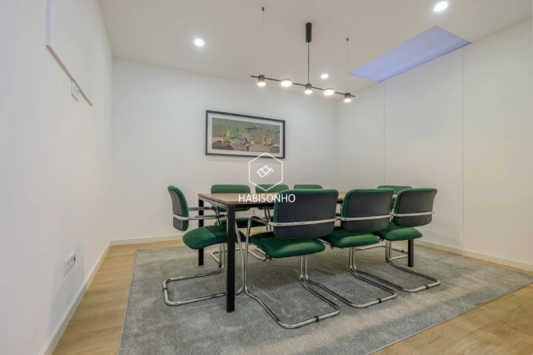 Prédio para Arrendamento em Gondomar (São Cosme), Valbom e Jovim Foto 25