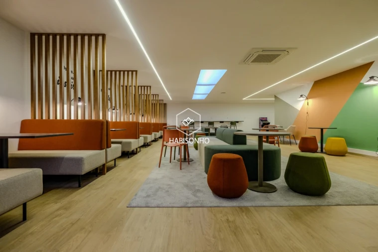 Prédio para Arrendamento em Gondomar (São Cosme), Valbom e Jovim Foto 14