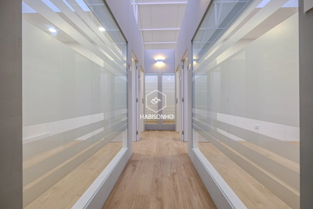 Escritório para Arrendamento em Gondomar (São Cosme), Valbom e Jovim Foto 18