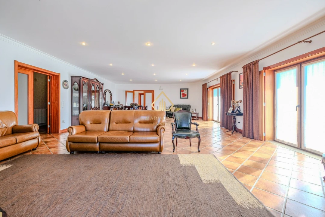 Moradia T5 para Venda em Baião (Santa Leocádia) e Mesquinhata Foto 7