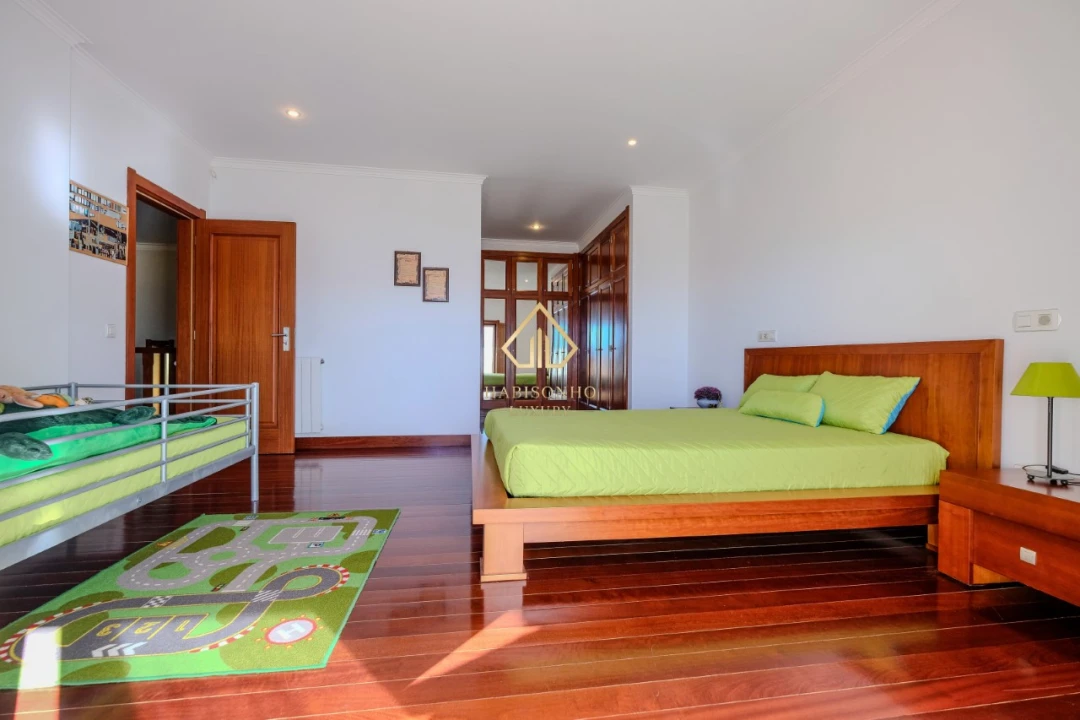 Moradia T5 para Venda em Baião (Santa Leocádia) e Mesquinhata Foto 25