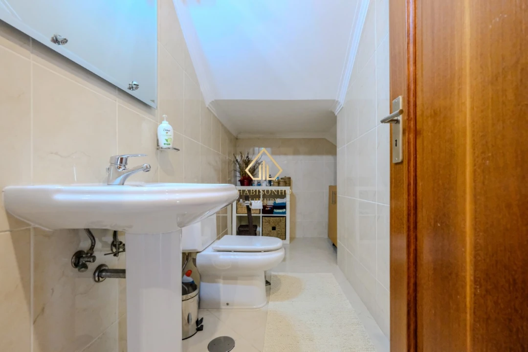 Moradia T5 para Venda em Baião (Santa Leocádia) e Mesquinhata Foto 31