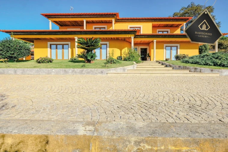 Moradia T5 para Venda em Baião (Santa Leocádia) e Mesquinhata Foto 1