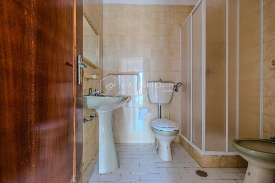 Apartamento T3 para Venda em Chafe Foto 16