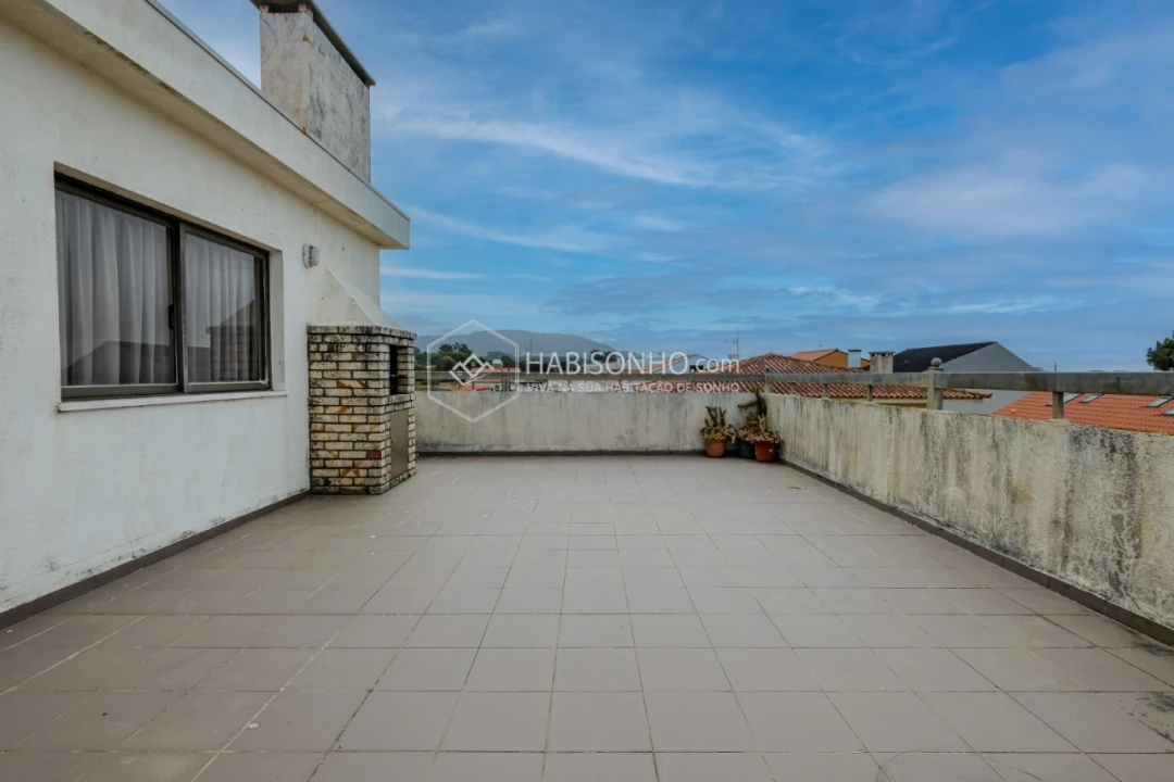 Apartamento T3 para Venda em Chafe Foto 19