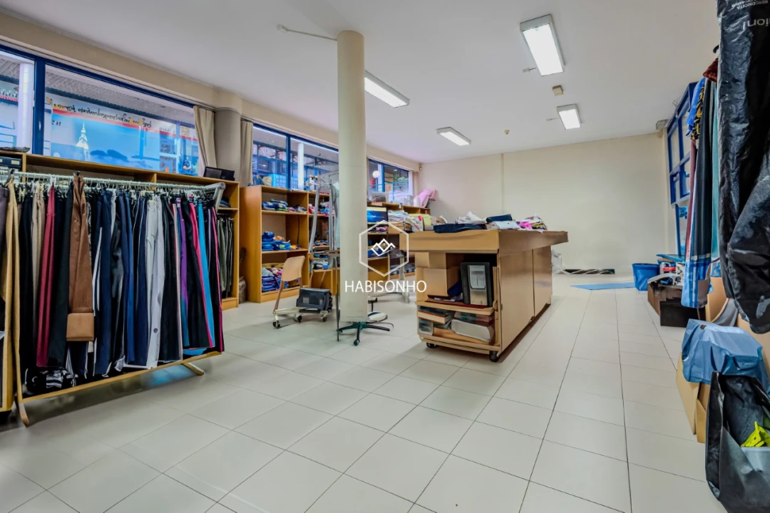 Loja para Venda em Fânzeres e São Pedro da Cova Foto 8