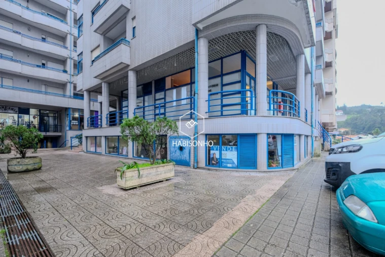 Loja para Venda em Fânzeres e São Pedro da Cova Foto 9