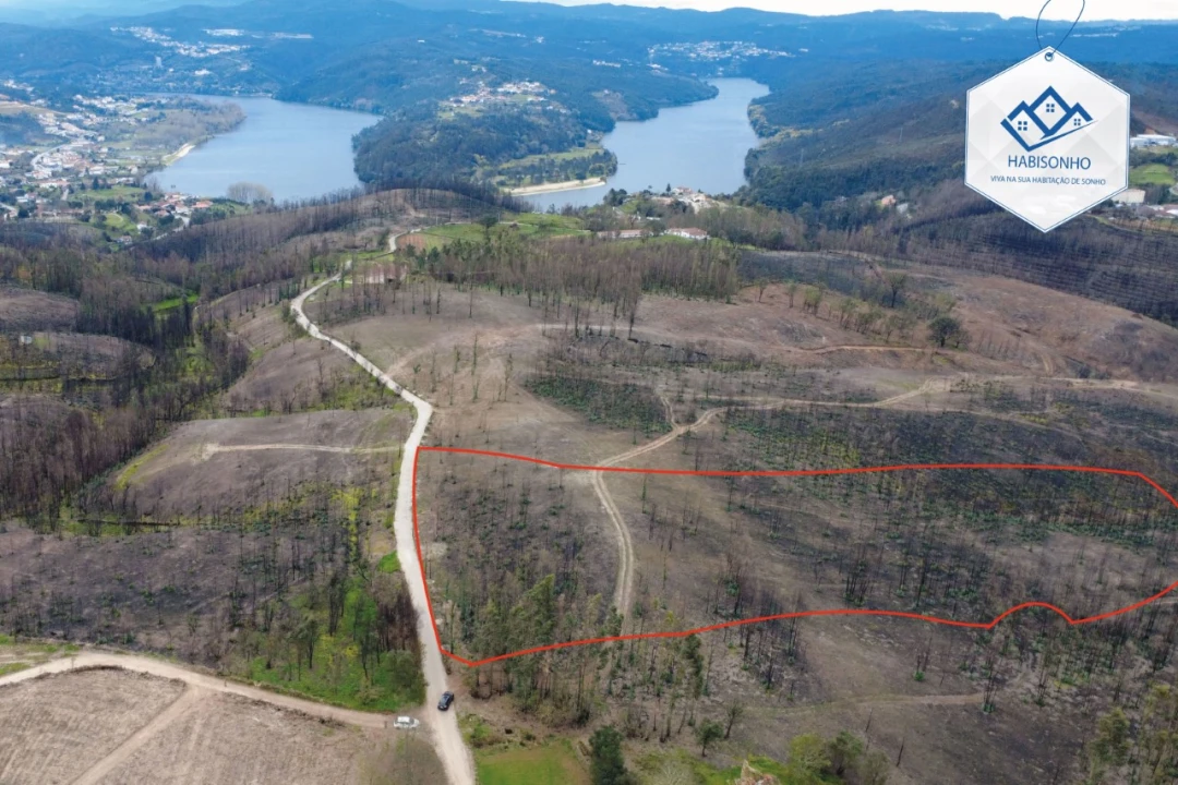 Terreno para Venda em Rio Tinto Foto 1