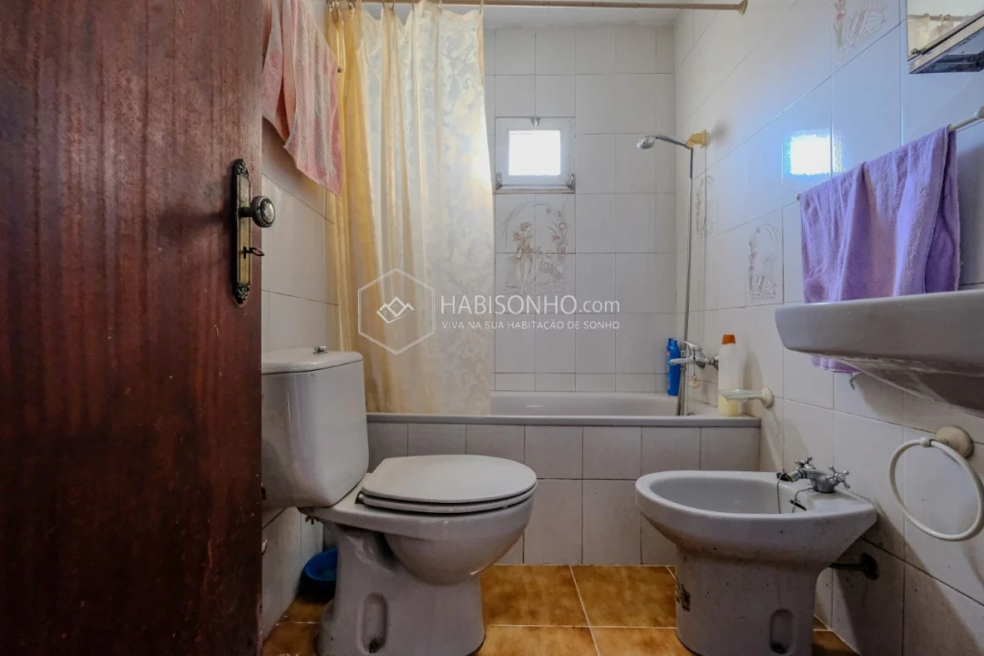 Moradia T1 para Venda em Montalegre e Padroso Foto 6