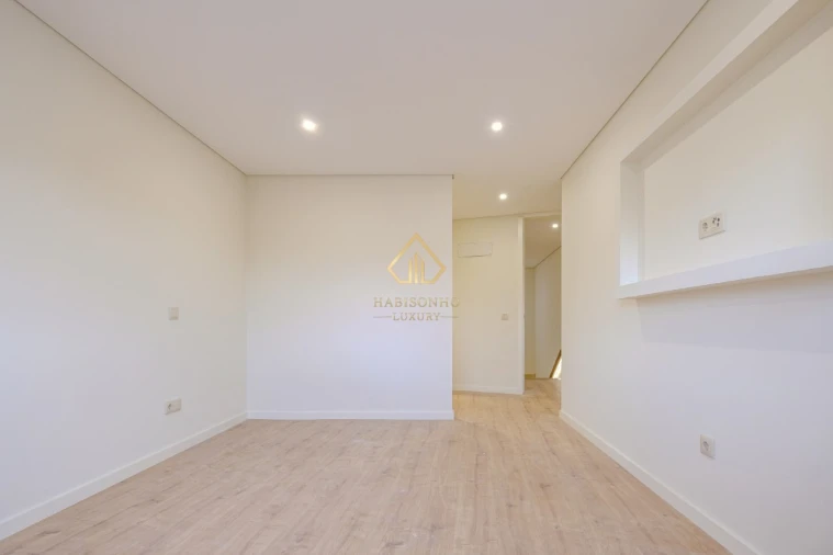 Moradia T3 para Venda em Rio Tinto Foto 15