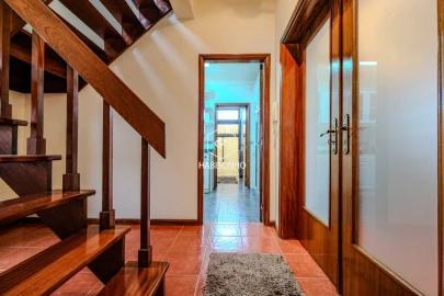 Moradia T4 para Venda em Madalena