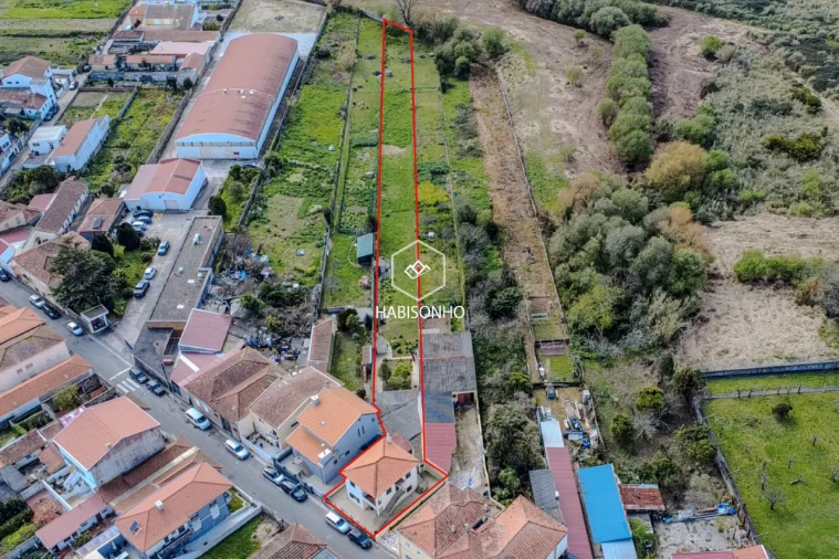 Moradia T4 para Venda em Madalena Foto 23