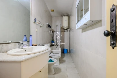 Prédio para Venda em Lordelo do Ouro e Massarelos