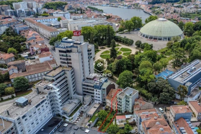 Prédio para Venda em Lordelo do Ouro e Massarelos