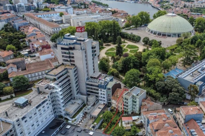 Prédio para Venda em Lordelo do Ouro e Massarelos