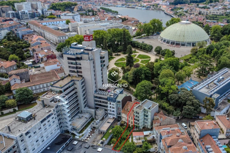 Prédio para Venda em Lordelo do Ouro e Massarelos Foto 21