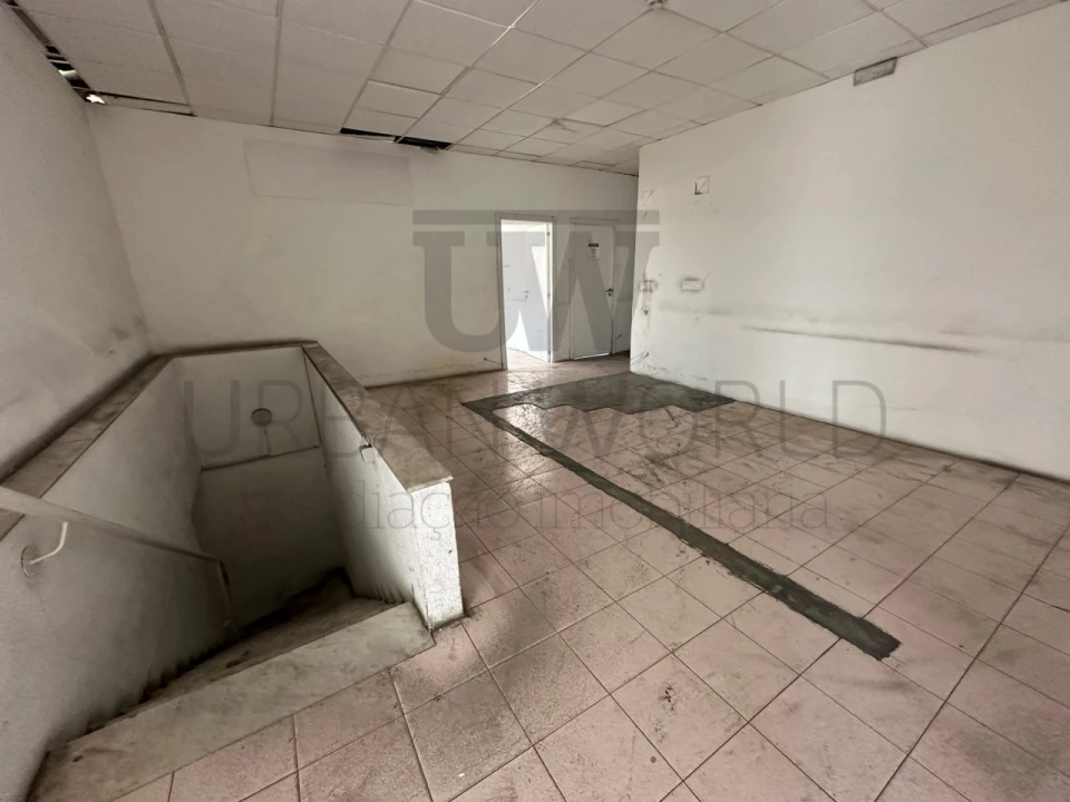 Armazém para Venda em Loures Foto 11