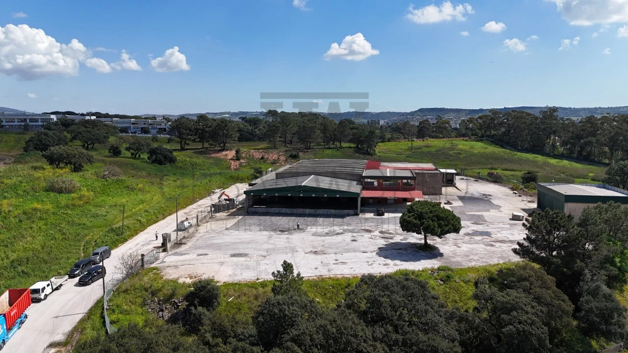 Armazém para Venda em Loures Foto 22