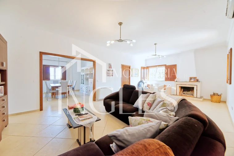 Moradia T4 para Venda em Almoster Foto 30