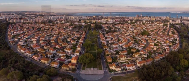 Prédio para Venda em Santa Maria Maior