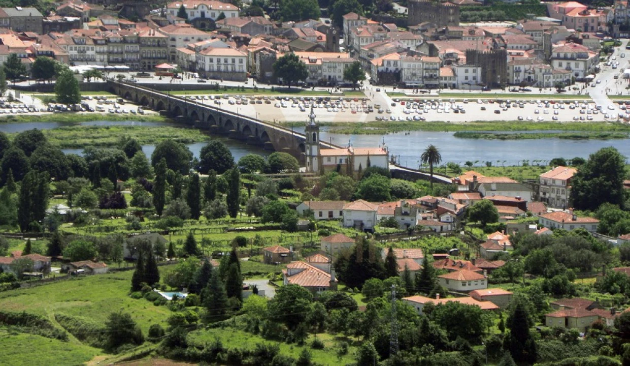 Apartamento T3 para Venda em Arcozelo Foto 2