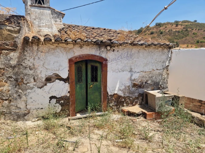 Quinta T3 para Venda em Santa Catarina da Fonte do Bispo Foto 2