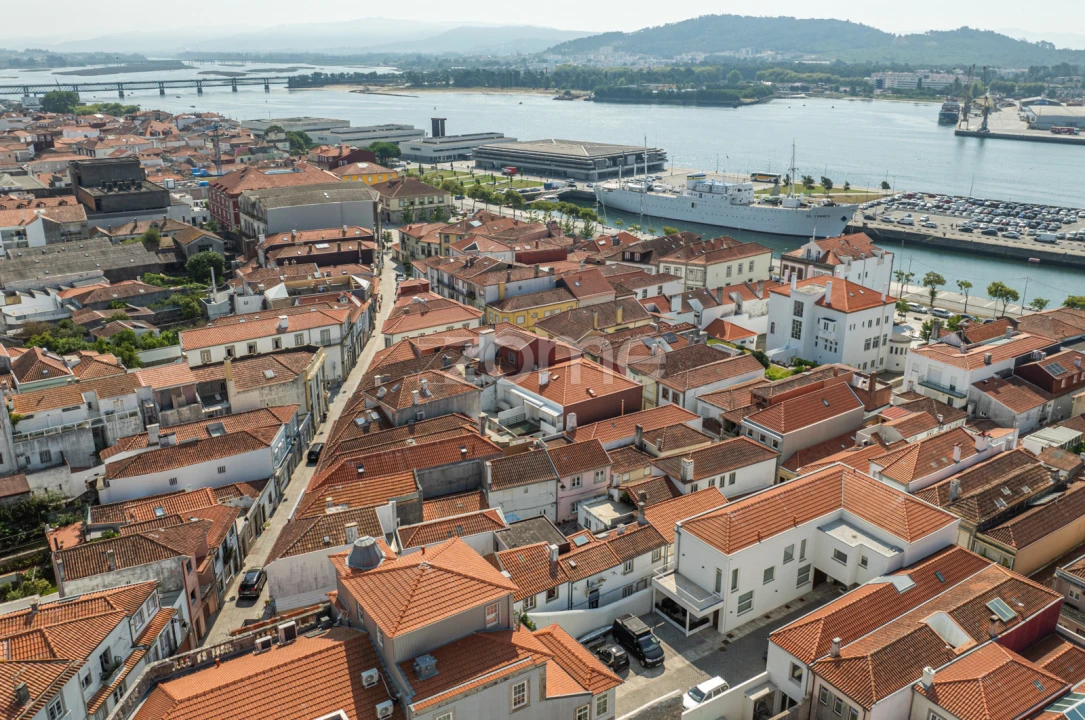 Moradia T2 para Venda em Santa Maria Maior e Monserrate e Meadela Foto 15