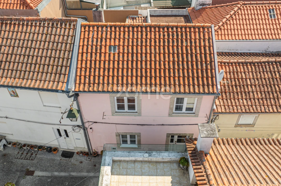 Moradia T2 para Venda em Santa Maria Maior e Monserrate e Meadela Foto 4