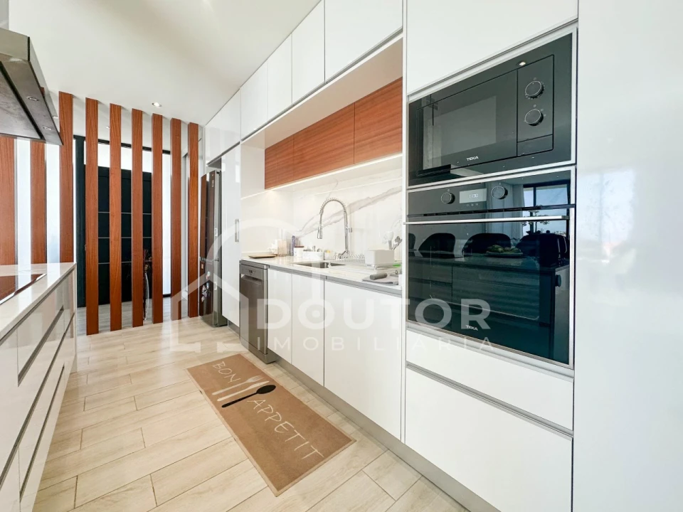 Moradia T3 para Venda em Ribeira Brava Foto 17