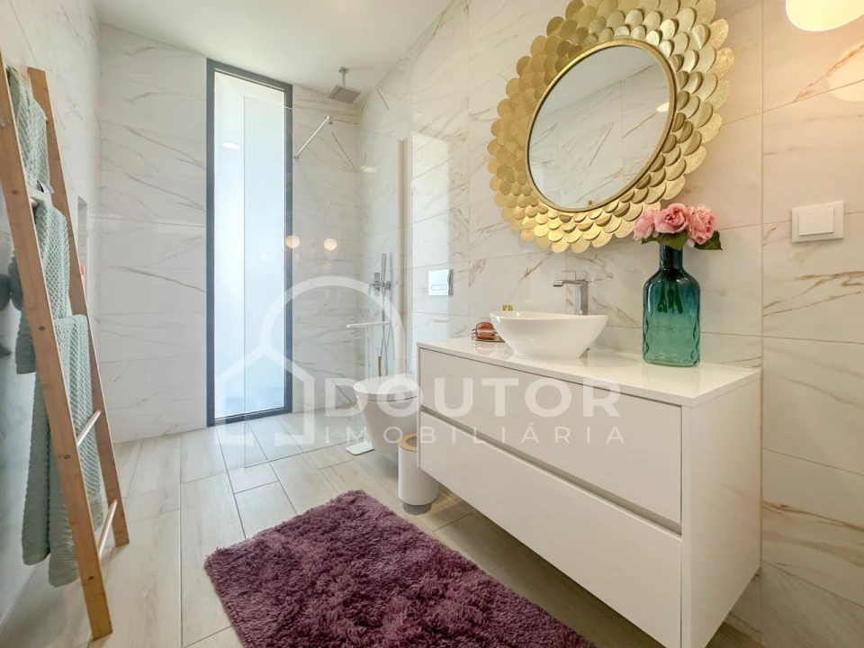 Moradia T3 para Venda em Ribeira Brava Foto 33