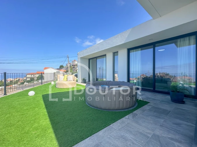 Moradia T3 para Venda em Ribeira Brava Foto 7