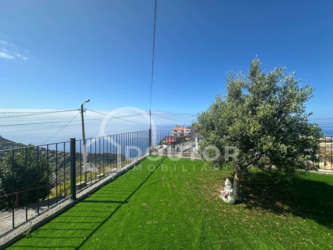 Moradia T3 para Venda em Ribeira Brava Foto 10