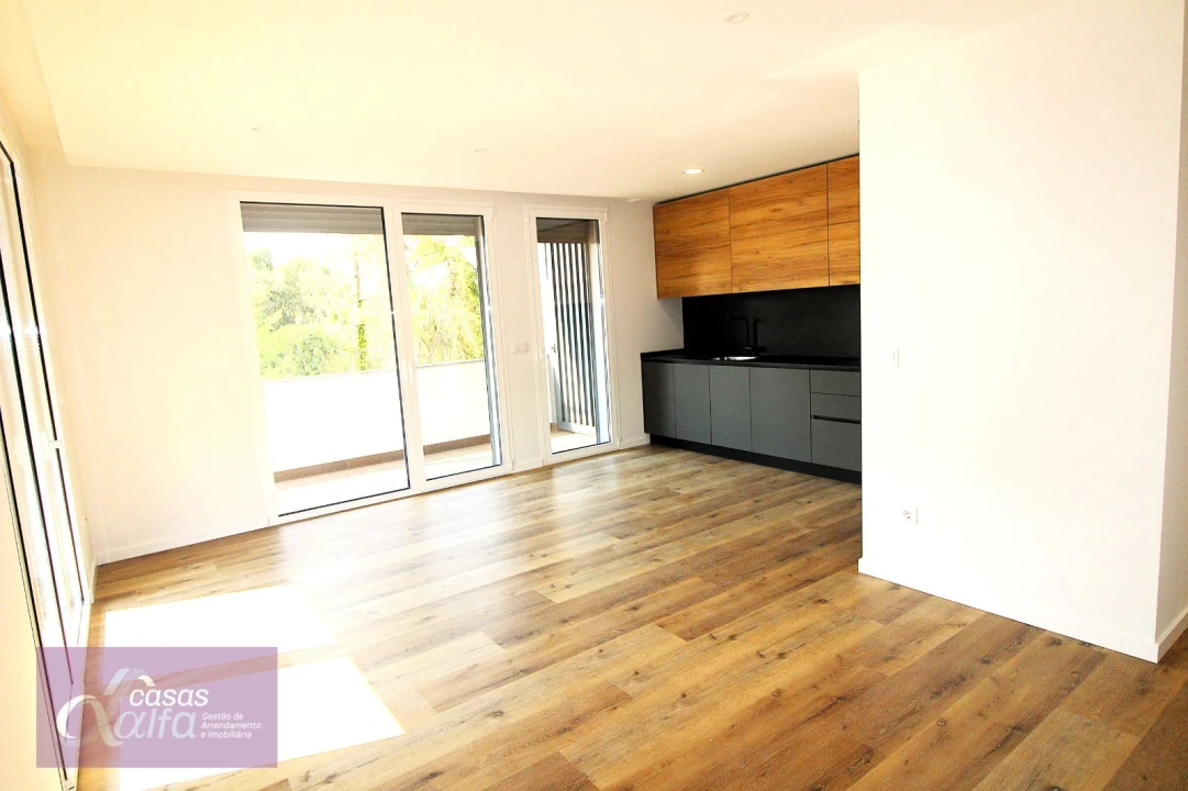 Apartamento T1 para Arrendamento em Leiria, Pousos, Barreira e Cortes Foto 1