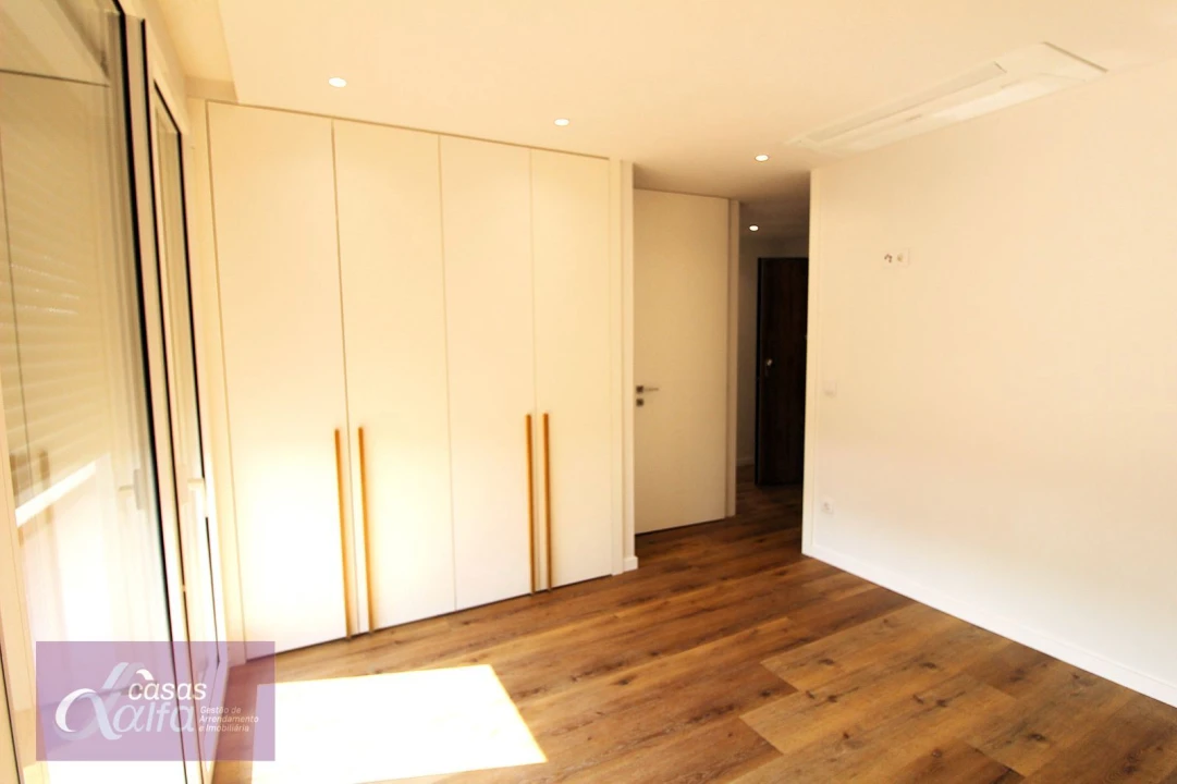 Apartamento T1 para Arrendamento em Leiria, Pousos, Barreira e Cortes Foto 8
