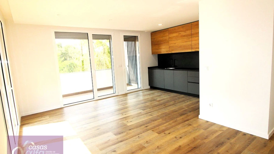 Apartamento T1 para Arrendamento em Leiria, Pousos, Barreira e Cortes