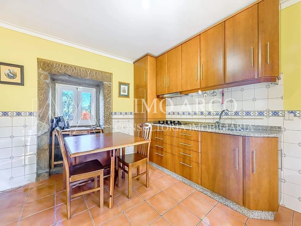 Quinta T4 para Venda em Arco de Baúlhe e Vila Nune Foto 5