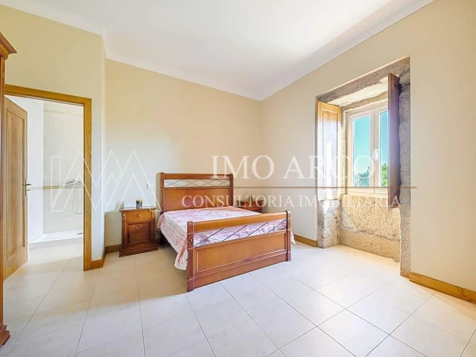 Quinta T4 para Venda em Arco de Baúlhe e Vila Nune Foto 13