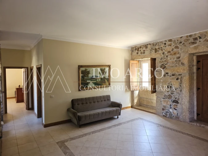 Quinta T4 para Venda em Arco de Baúlhe e Vila Nune Foto 16