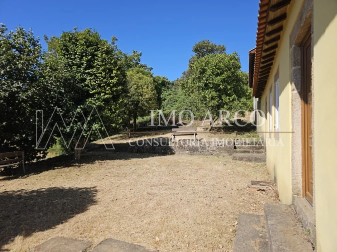 Quinta T4 para Venda em Arco de Baúlhe e Vila Nune Foto 18