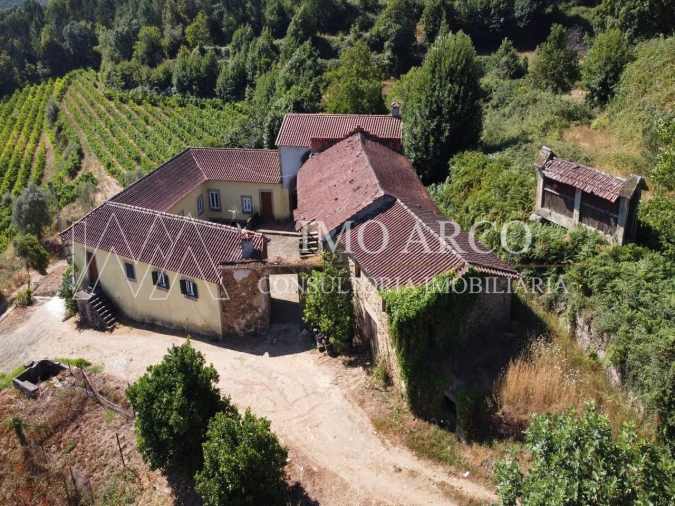 Quinta T4 para Venda em Arco de Baúlhe e Vila Nune Foto 24