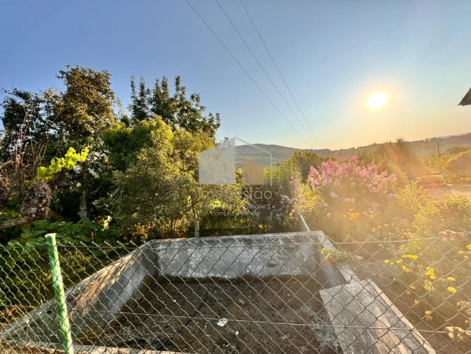 Terreno para Venda em Cornes Foto 2