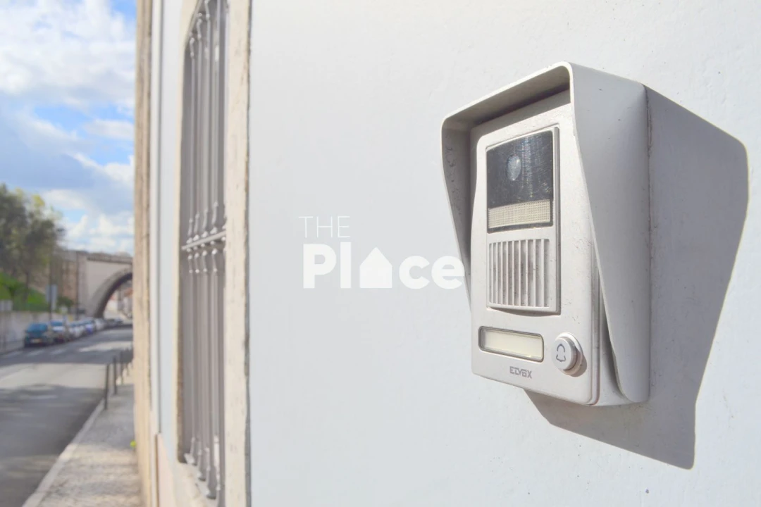 Moradia T1 para Arrendamento em Campolide Foto 14