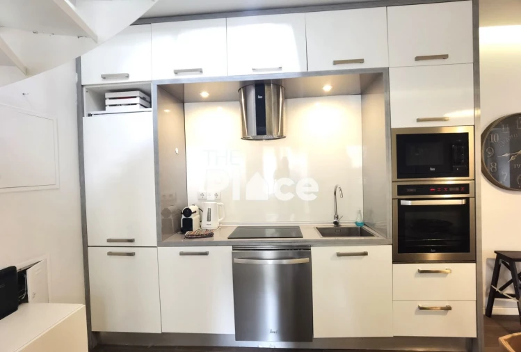 Moradia T1 para Arrendamento em Campolide Foto 5