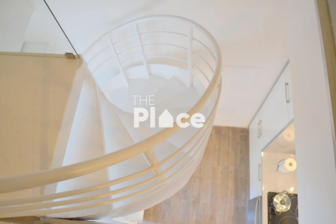 Moradia T1 para Arrendamento em Campolide Foto 7