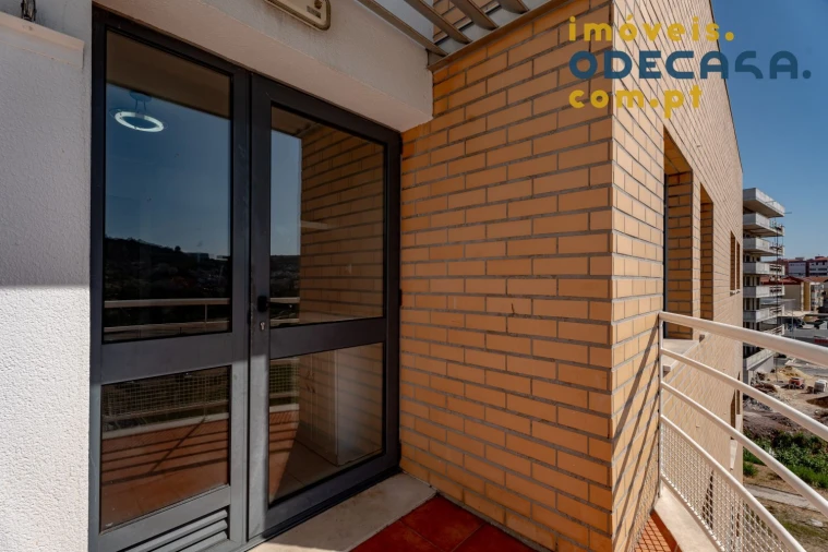 Apartamento T5 para Venda em Odivelas Foto 11