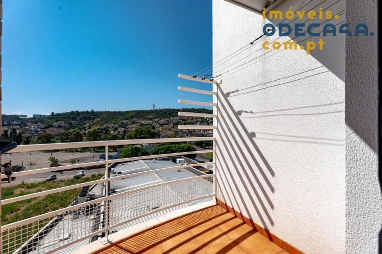 Apartamento T5 para Venda em Odivelas Foto 10