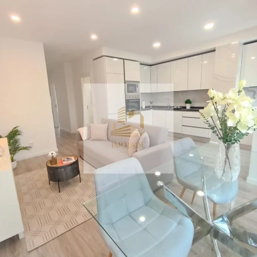 Apartamento T3 para Venda em Benfica