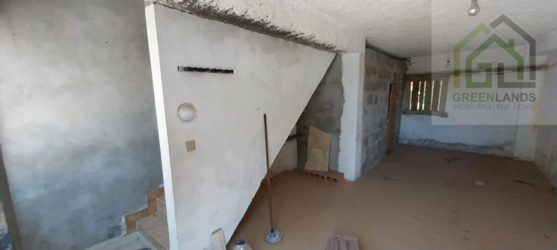 Moradia T3 para Venda em São Martinho da Cortiça Foto 9