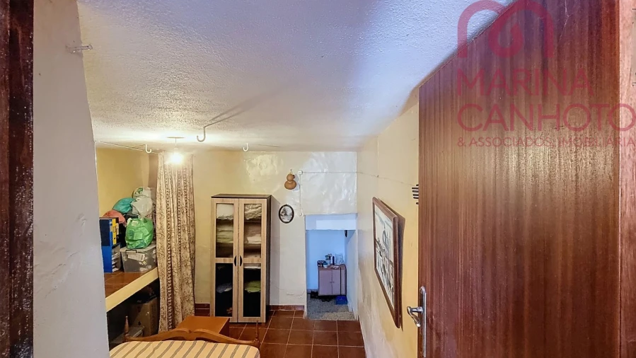 Moradia T3 para Venda em Veiros Foto 11